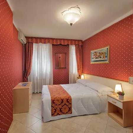 Pearl Apartment, Guglie Bridge * Venice